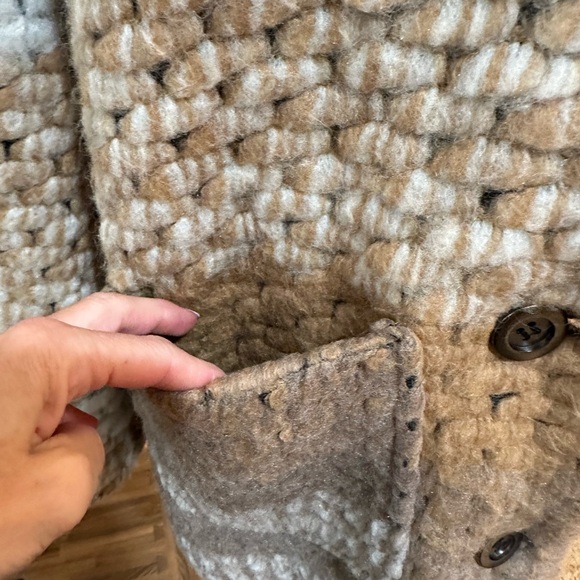 BKE Coat - Picture 5 of 7